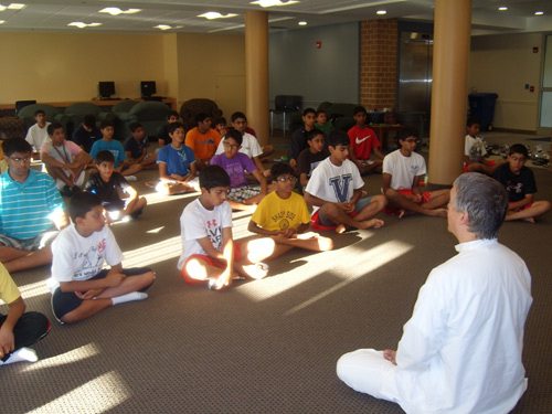 28_sv-camp The group is divided into two - boys and girls. Easan and Dandapani take turns teaching each group, alternating every day. After hatha yoga is our morning meditation session.