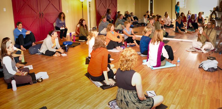 Dandapani teaching meditation in Colorado