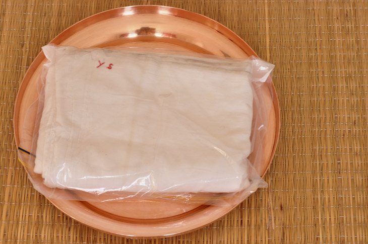 yogaswami_robes_vesthi Yogaswami's veshti
